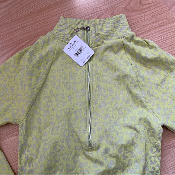 NWT Free People Leopard Layering Lime Long Sleeve - Picture 4 of 7